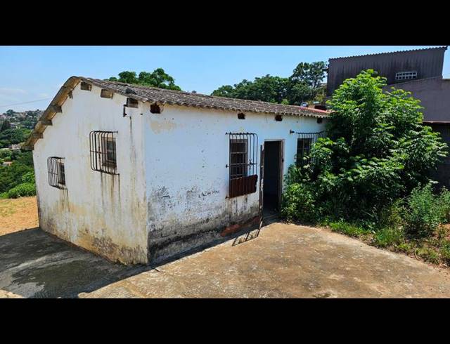 2 BEDROOM HOUSE FOR SALE IN KWADABEKA